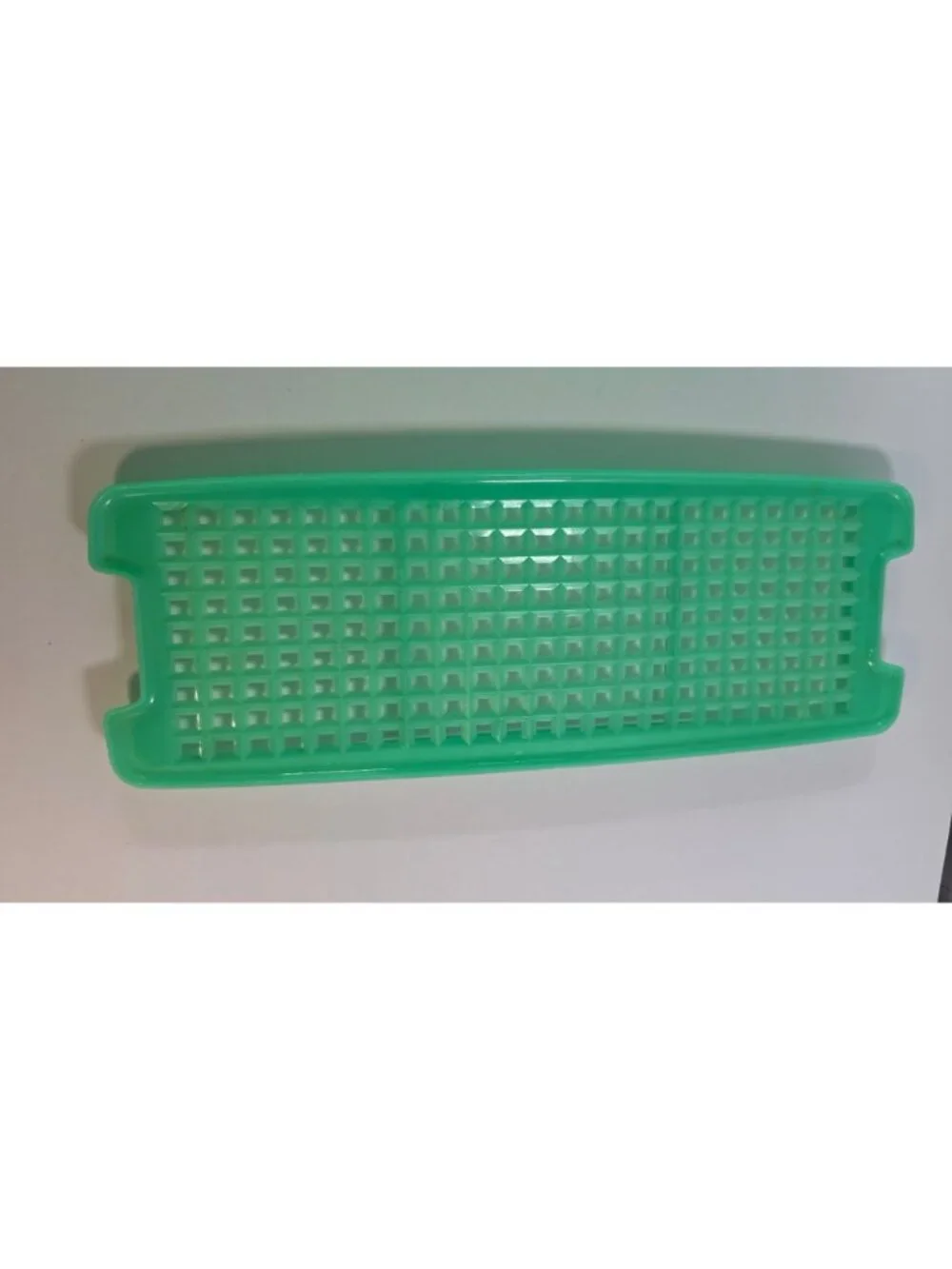 VINTAGE GREEN TUPPERWARE CELERY VEGETABLE KEEPER 3 PC 782 VEGGIE SEAL LID